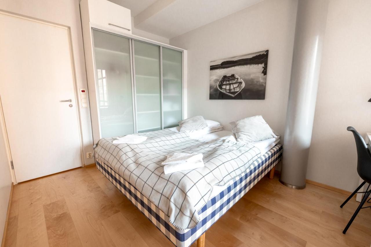 2Ndhomes Stylish 1Br Home With Balcony And Sauna In Kamppi Center Helsinki Dış mekan fotoğraf