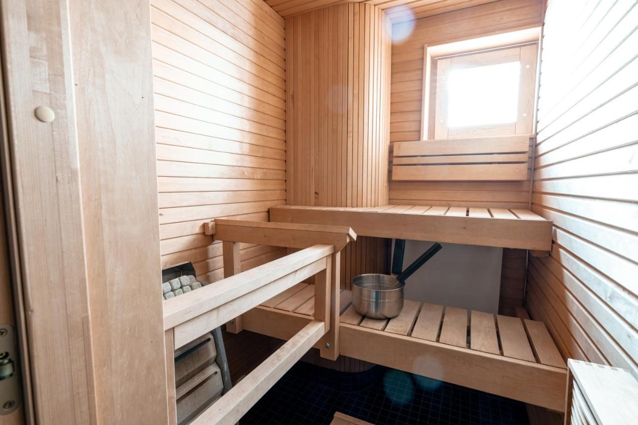 2Ndhomes Stylish 1Br Home With Balcony And Sauna In Kamppi Center Helsinki Dış mekan fotoğraf
